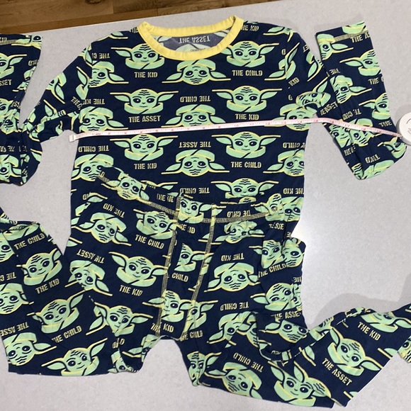 Boy’s Pajamas Lot (4) size large - Picture 2 of 12